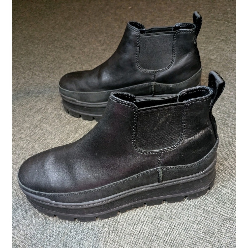 UGG Women's Neumel Black Leather Platform Chelsea Boots Size 9 US / 40 EU Shoe